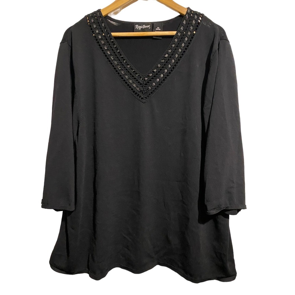 Maggie Barnes black 3x 26w/28w v neck sweater top